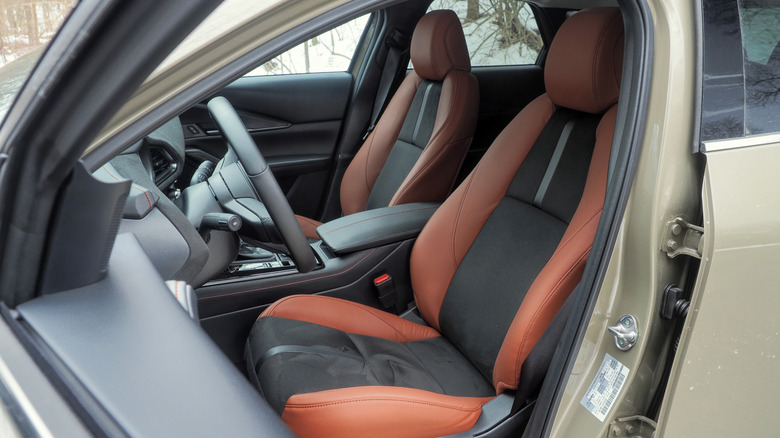 2025 Mazda CX-30 Turbo front seats