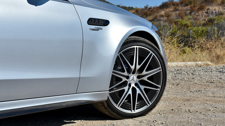 2025 Mercedes-AMG C63 S E Performance wheel.