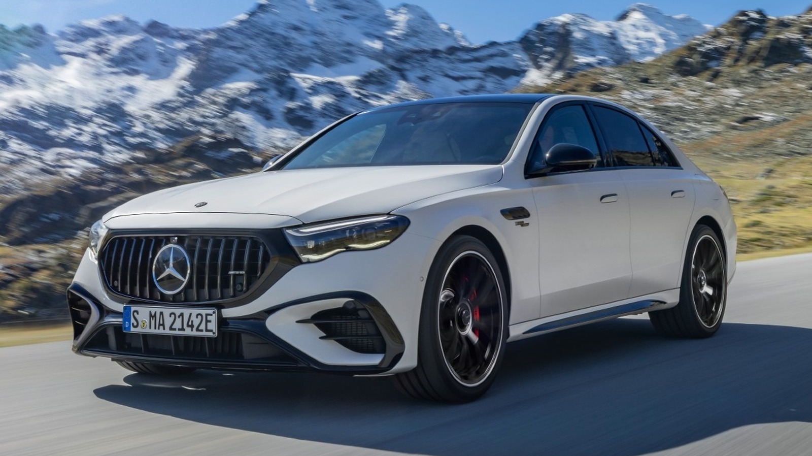 2025 MercedesAMG E 53 Hybrid Proves PlugIn Hybrids Have More Fun