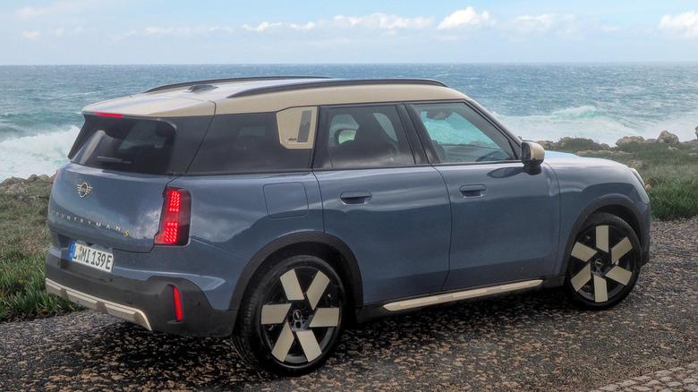 2025 MINI Countryman SE ALL4 