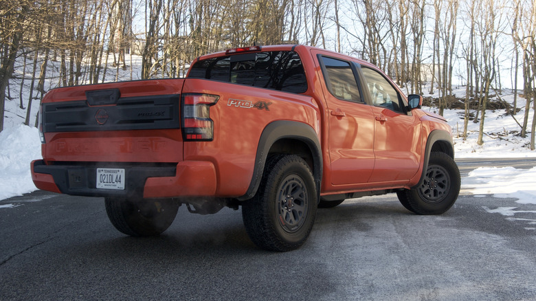 Nissan Frontier rear 3/4 view