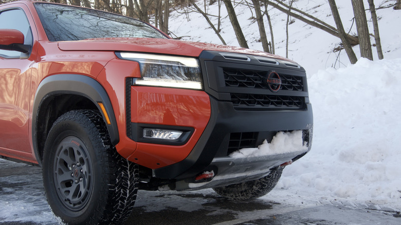 Nissan Frontier front fascia