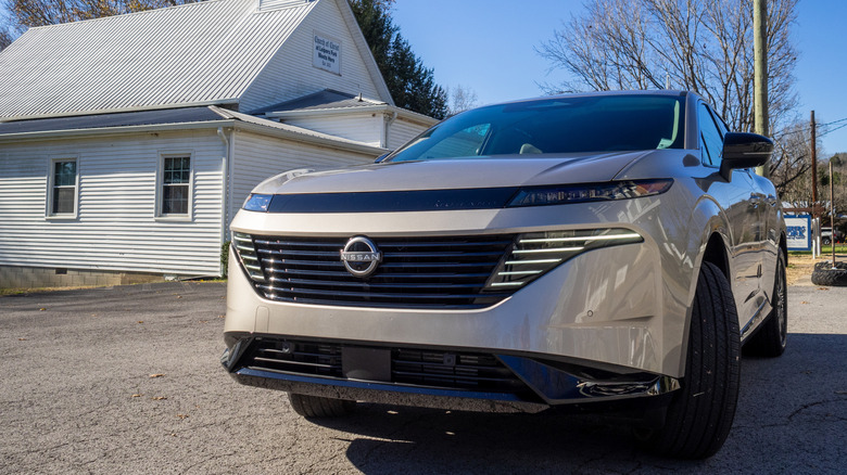 2025 Nissan Murano parked