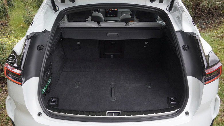 2025 Polestar 3 trunk and cargo detail