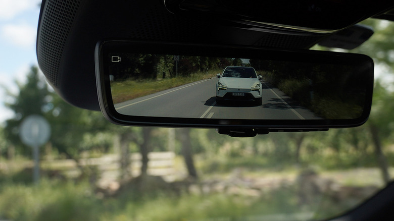 2025 Polestar 4 digital rearview mirror detail