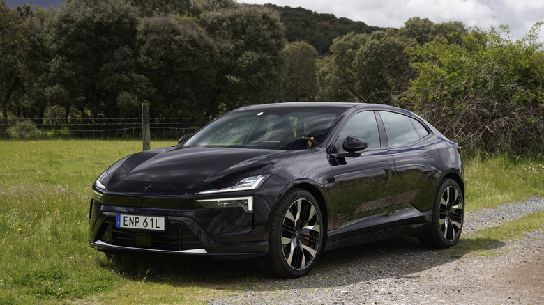 2025 Polestar 4 front three-quarters