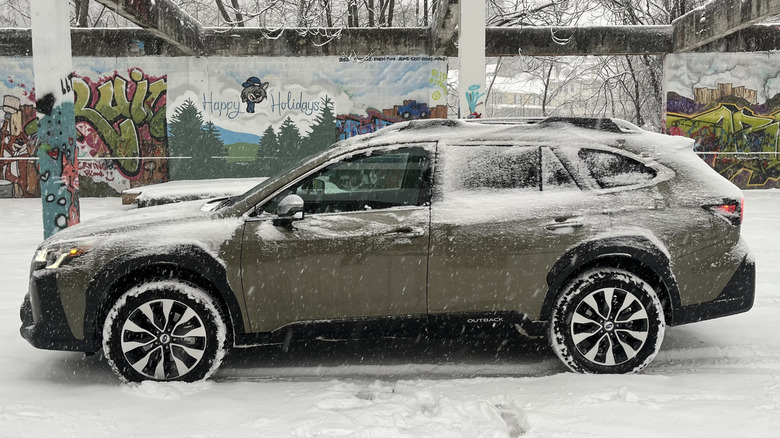 Profile view of Subaru Outback