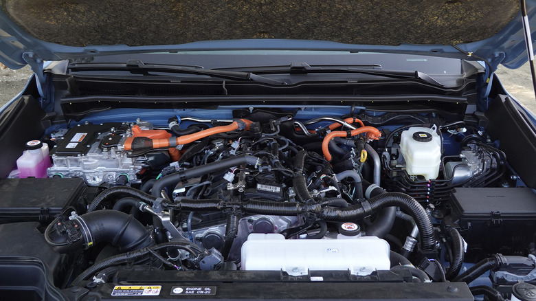 2025 Toyota 4Runner hybrid engine bay