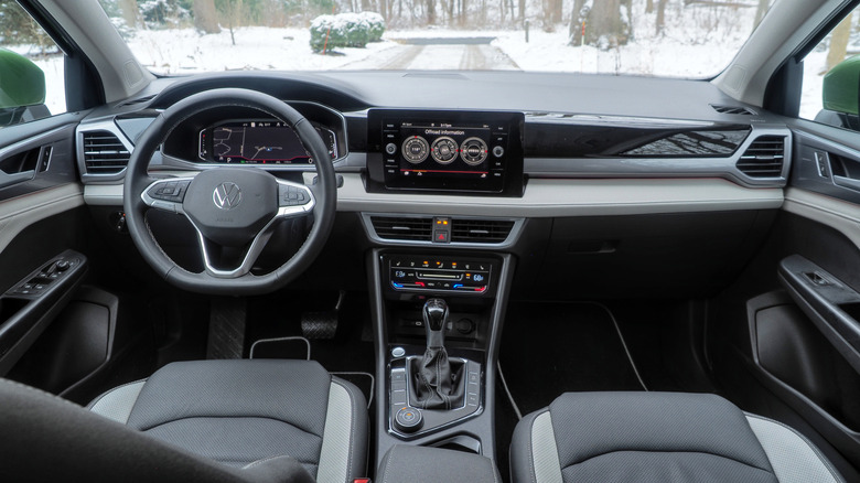 2025 VW Taos dashboard