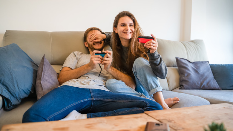 Couple playing on Switch