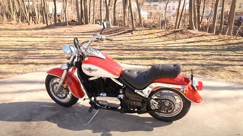 Kawasaki Vulcan VN800 parked on sidewalk