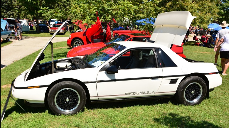 White Pontiac Fiero Formula trim