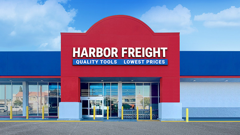 Harbor Freight storefront