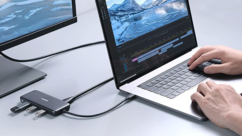 Anker USB-C Hub 341