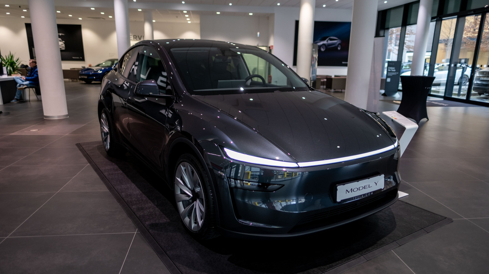 3 Luxury SUVs You Should Avoid When Shopping For A Used Car