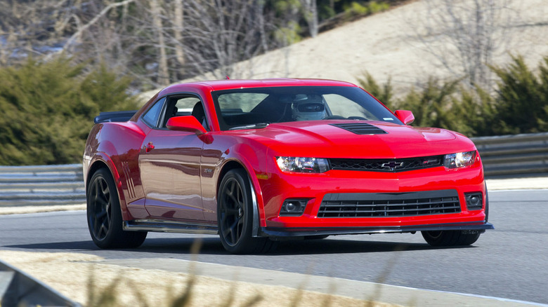 Chevrolet Camaro Z/28 on track