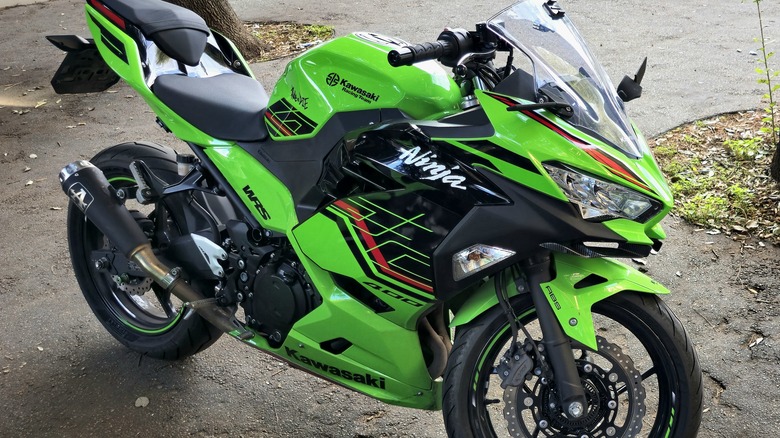 A sideview of the Kawasaki Ninja 400 motorcycle