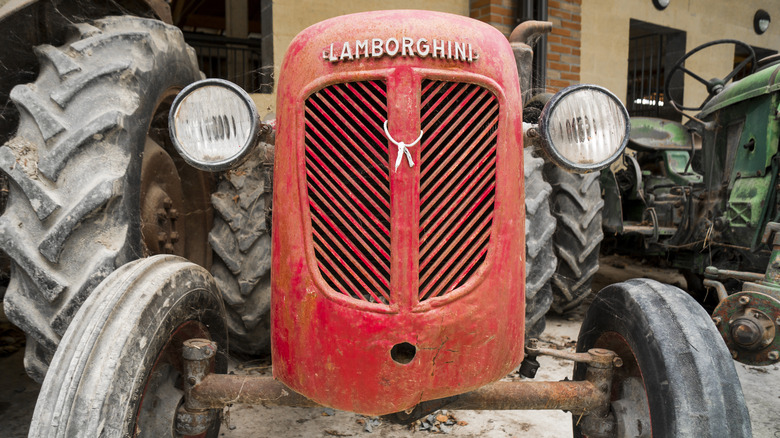 Lamborghini tractor grill