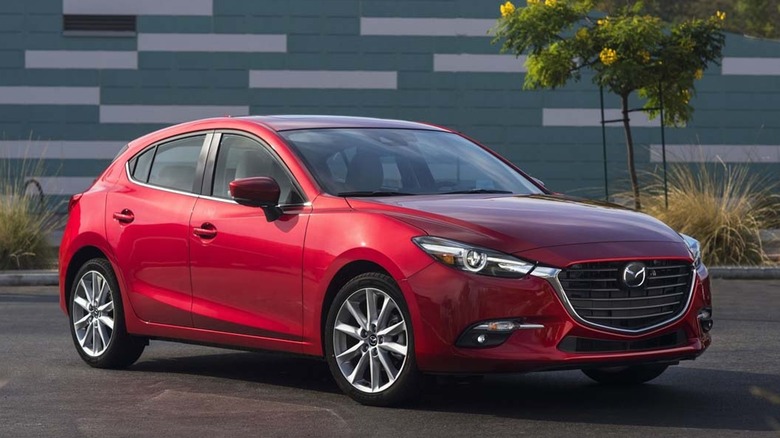 20217 Mazda 3