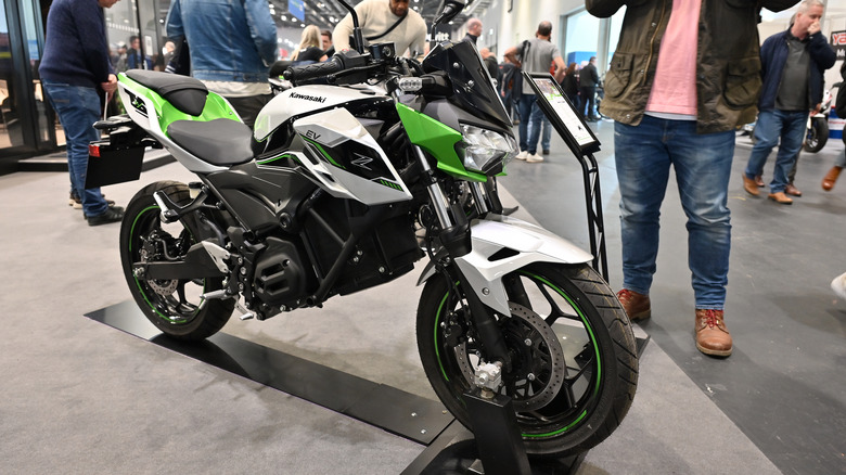 Kawasaki Z e-1 electric motorcycle