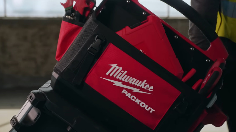 Milwaukee Packout logo on side of tote