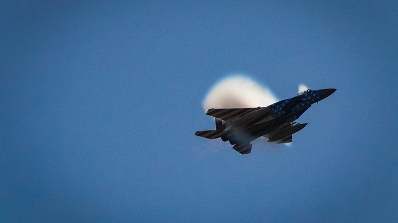 Jet breaking the sound barrier