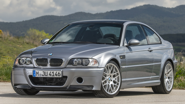 Front 3/4 view of 2003 BMW M3 CSL