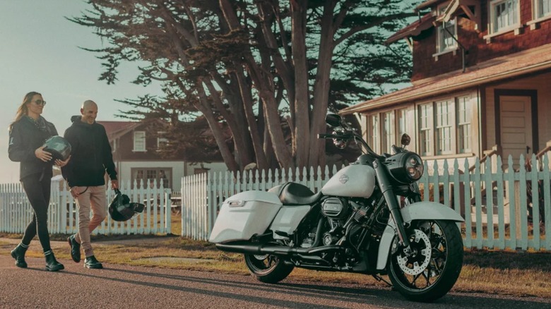 Riders approach 2024 Harley-Davidson Road King Special