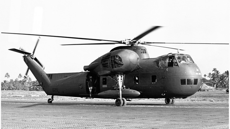 CH-37 Mojave on runway