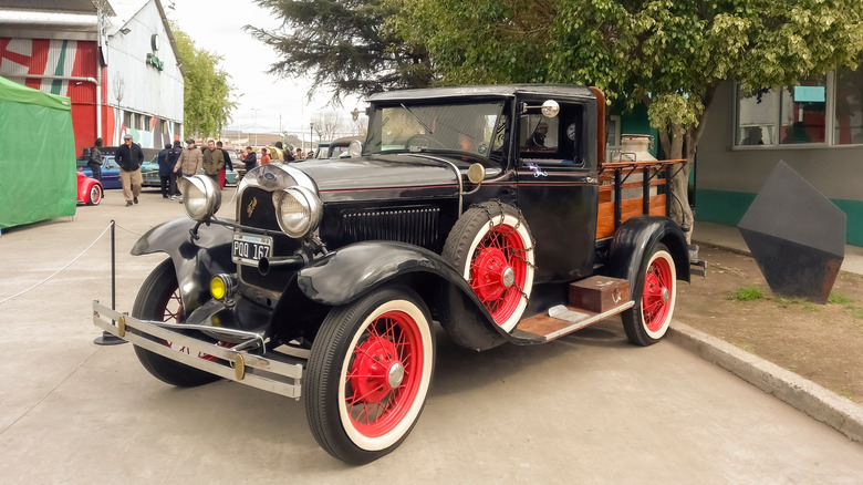 1930s Ford Model A milk truck