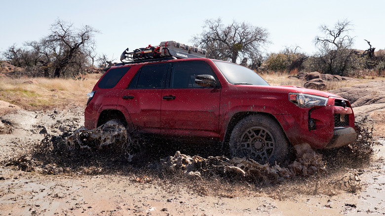 2020 4Runner in mud