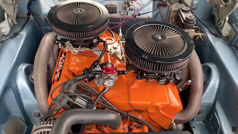 426 Max Wedge V8 under the hood