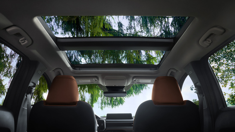 2024 Mazda CX-50 panoramic roof