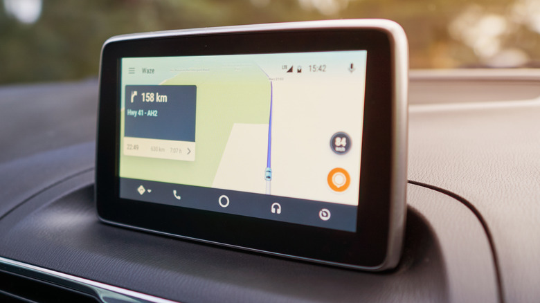 Android Auto map navigation