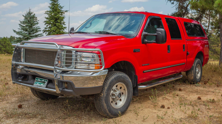 1999 F250 With 7.3L Power Stroke parked off-road