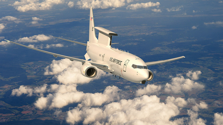 A Boeing E-7 Wedgetail flying