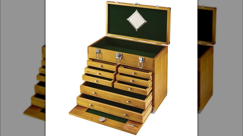 Windsor Design wood tool chest