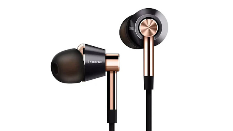 1MORE Triple Driver earbuds