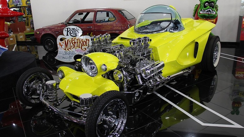 Ed Roth's Mysterion hot rod displayed