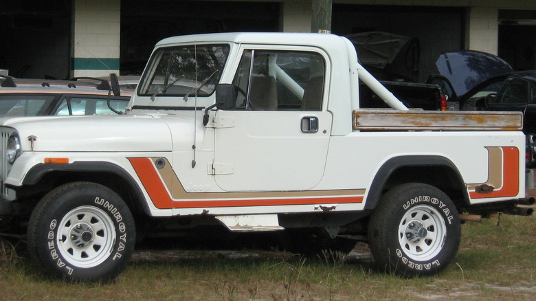 Jeep CJ8