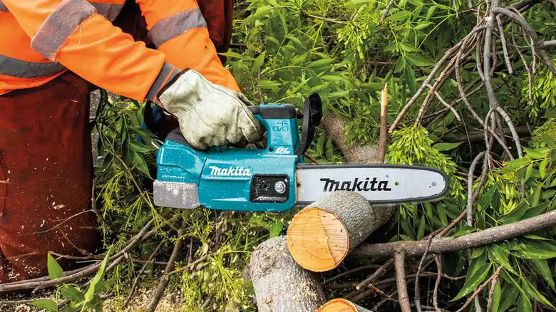 Makita top handle chainsaw