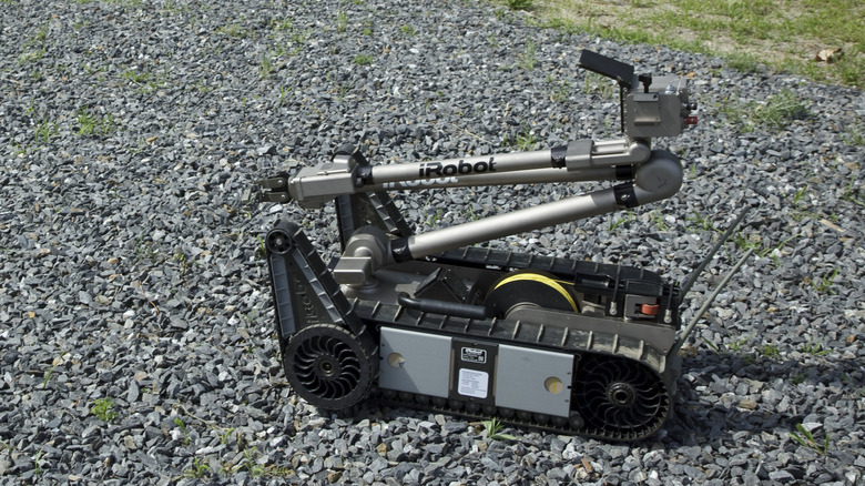 PackBot bomb disposal robot