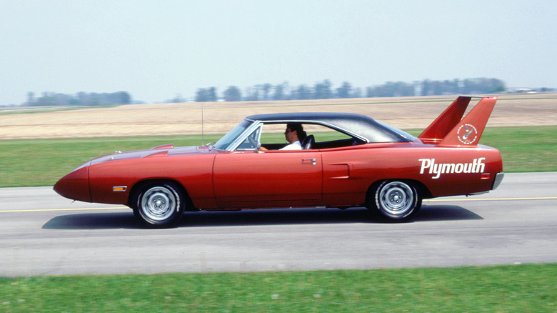 Red Plymouth Superbird on the track