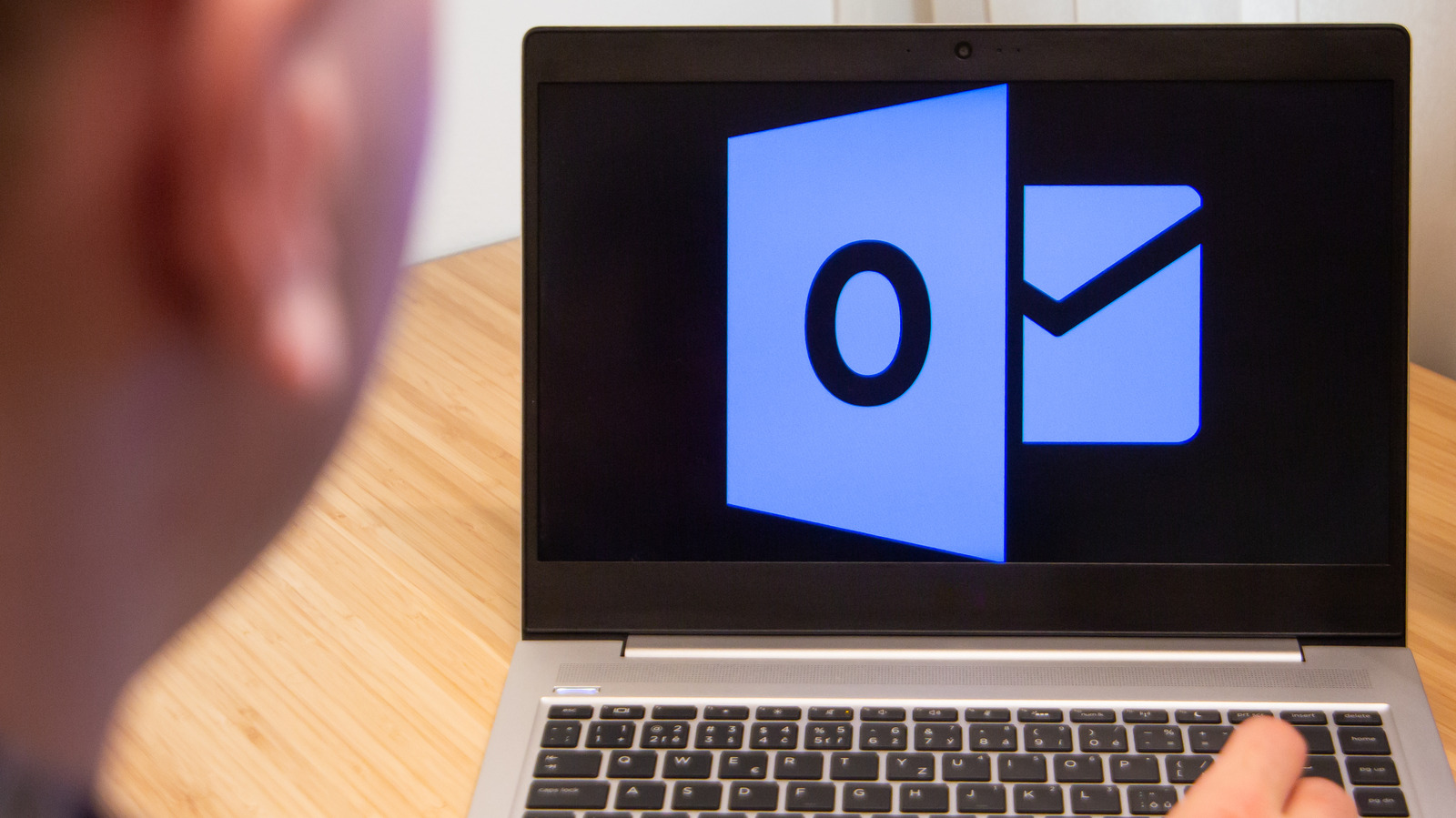 Outlook Shortcuts: 39 Keyboard Shortcuts To Save You 15 Minutes A Day