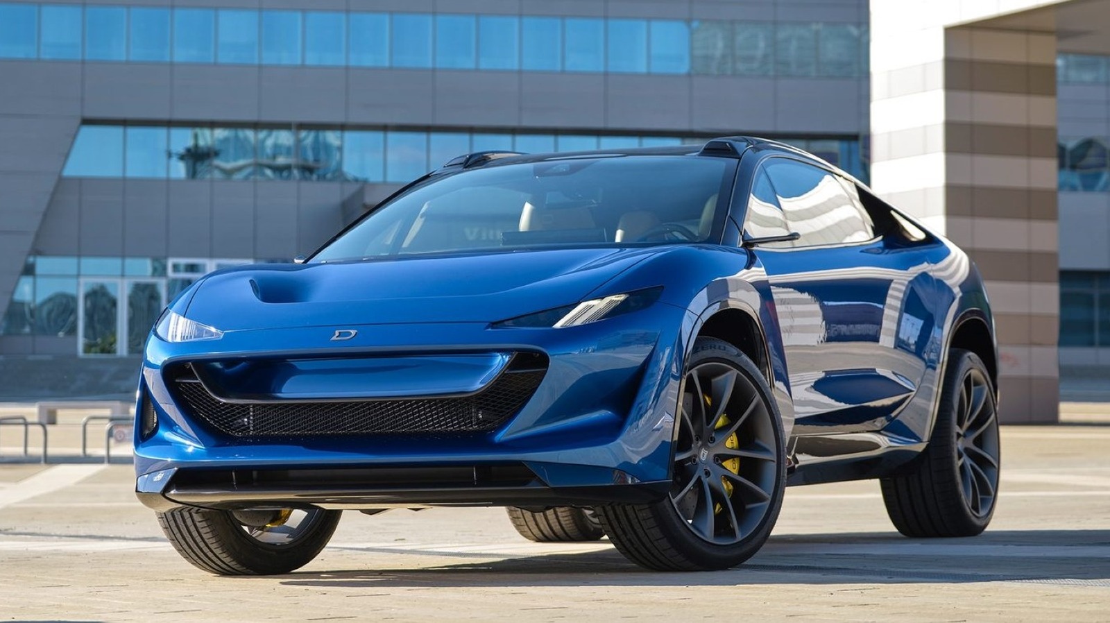 5 Electric Vehicles With Over 1,000 HP (Ranked By Price)