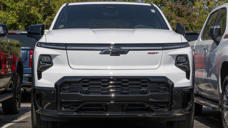 Chevrolet Silverado EV RST