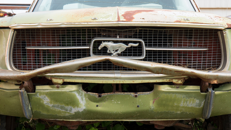 Crashed Mustang front end