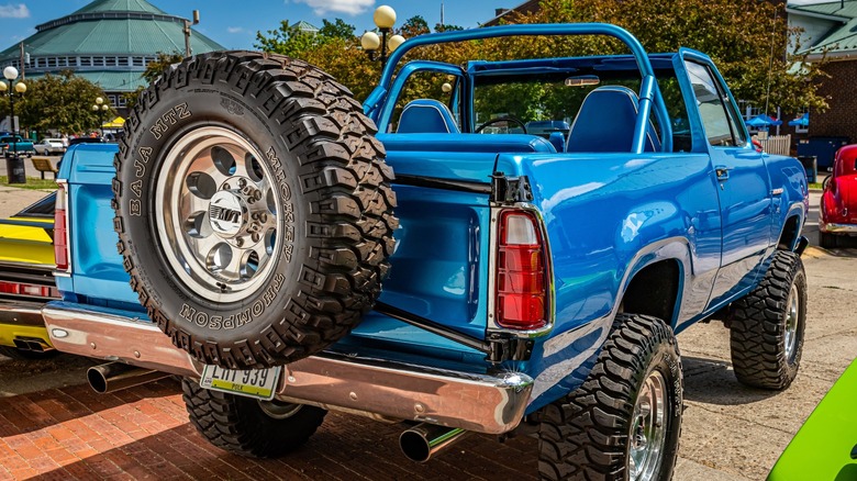 old Ramcharger rear