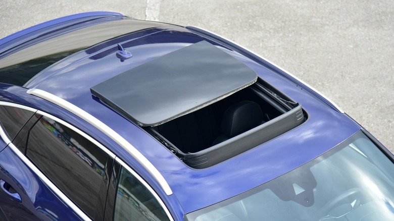 panoramic sunroof on a car