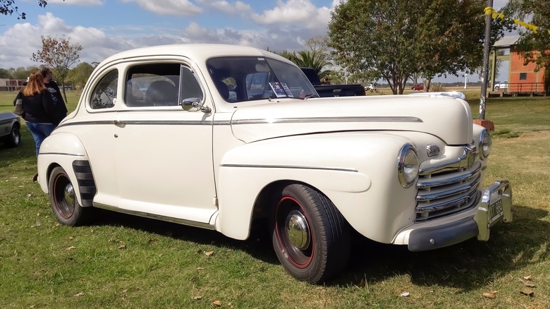 1946 Ford Super Deluxe parked grass